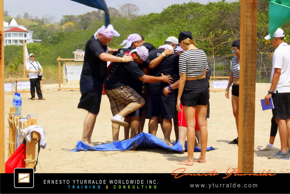Team Building LATAM | Talleres de Cuerdas Corporativos en Latinoamérica